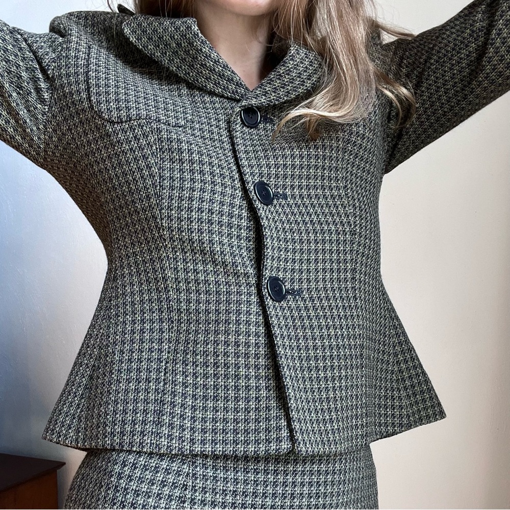 Vintage Ann Taylor 2 Piece Suit - Picture 5 of 8